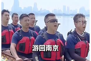 多纳鲁马也成“摄政王”！意大利5-2北马全场数据：射正11-2